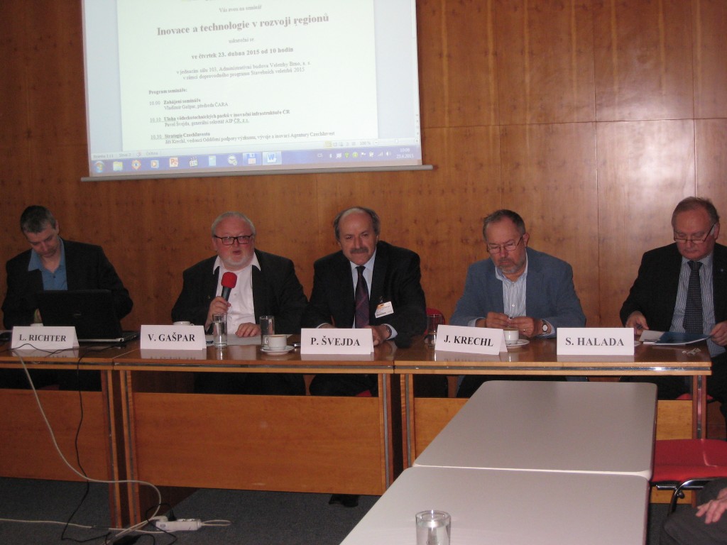 Brno 23042015-seminář 004.jpg